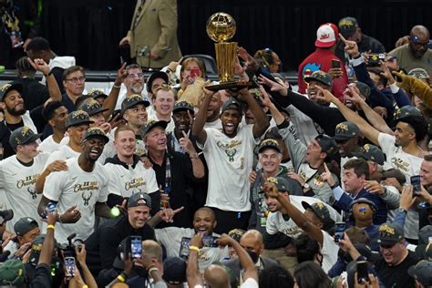 evolution at nba game|The NBA at 75: From a very modest beginning, to a behemoth.
